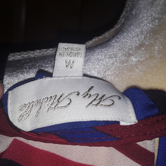 Womans Striped Size Medium Blouse Multicolored Puffy Longsleeves Top Airy Shirt - Picture 4 of 4